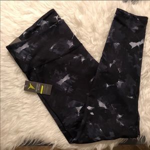 NWT ✨ XXL Old Navy high waist leggings